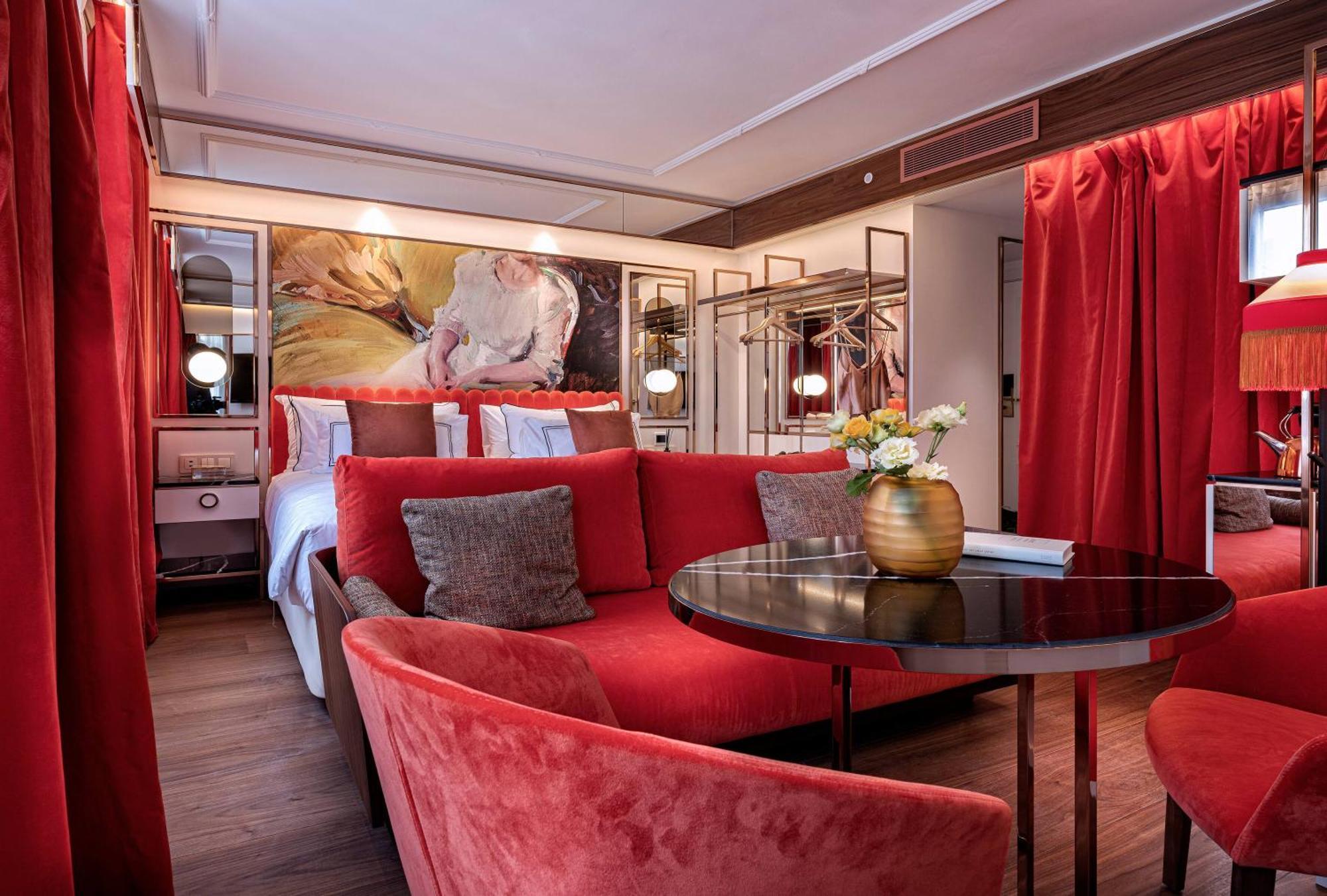 Deluxe Extra Room